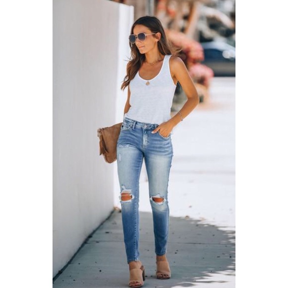 NWT Kancan Mid Rise Destroyed Super Skinny Jeans - Picture 2 of 13